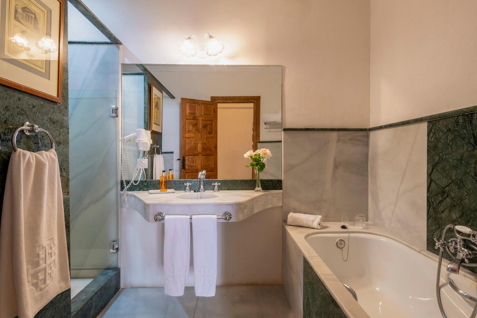 Monasterio De San Francisco 4*