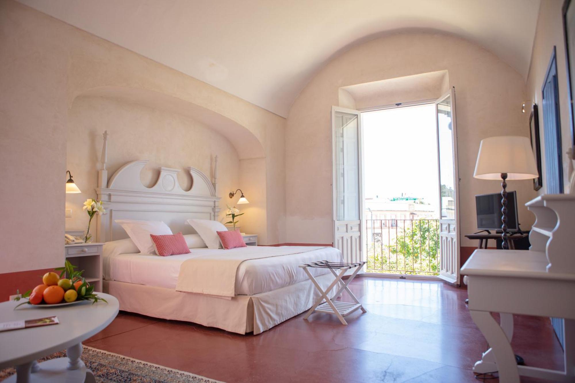 Monasterio De San Francisco Hotel