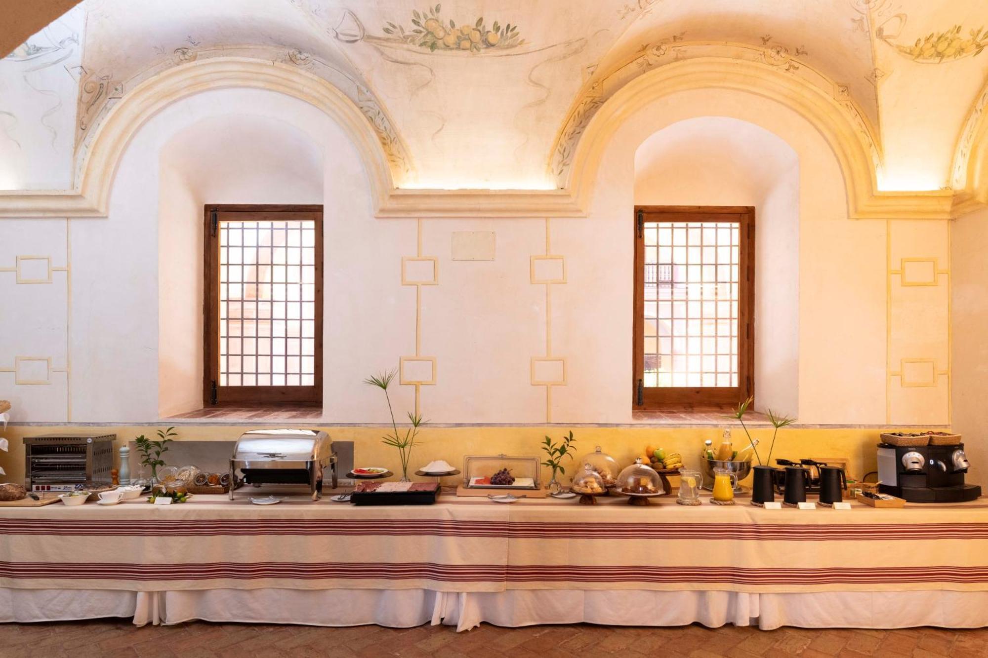 Hotel Monasterio De San Francisco 4*